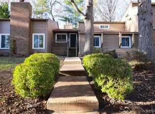 1722 Foxcreek Cir, Henrico, VA 23238