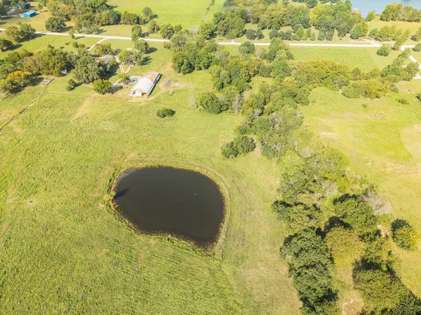 35401 S Barnard Rd, Archie, MO 64725