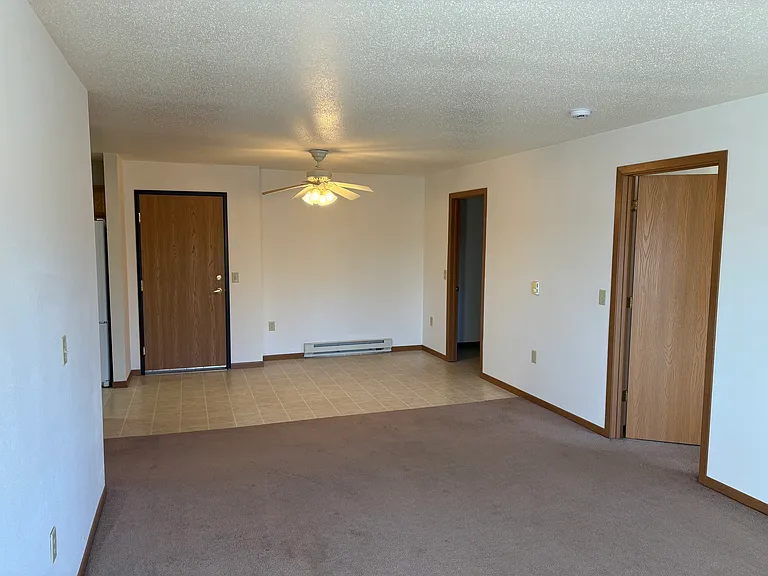 705 Bruce Ct #6 — Photo 10