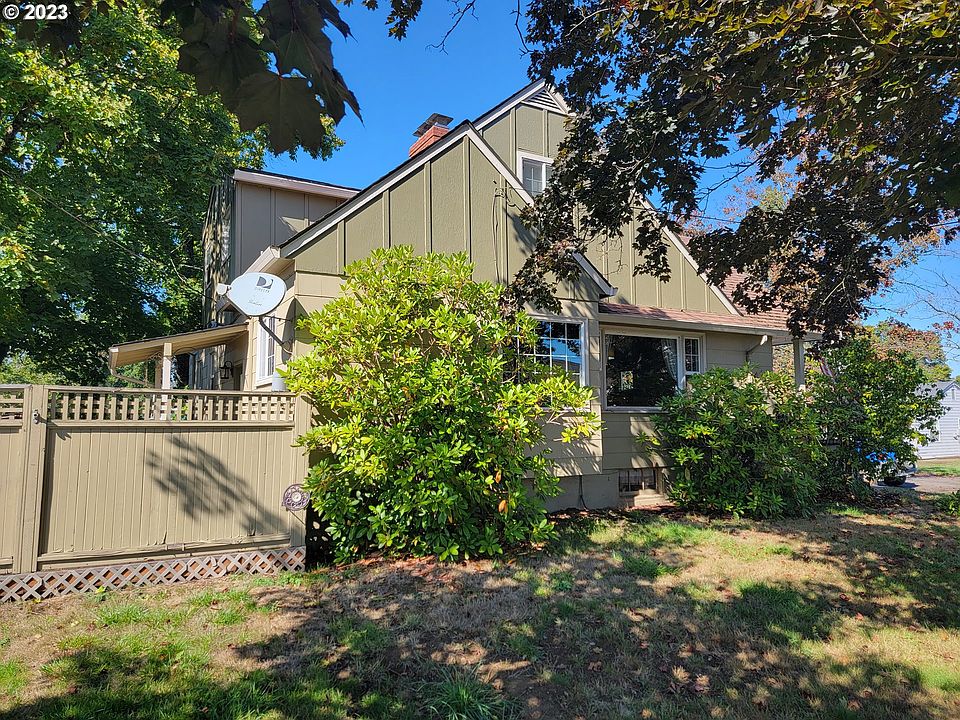 322 E 3rd St, Molalla, OR 97038 MLS 23193509 Zillow
