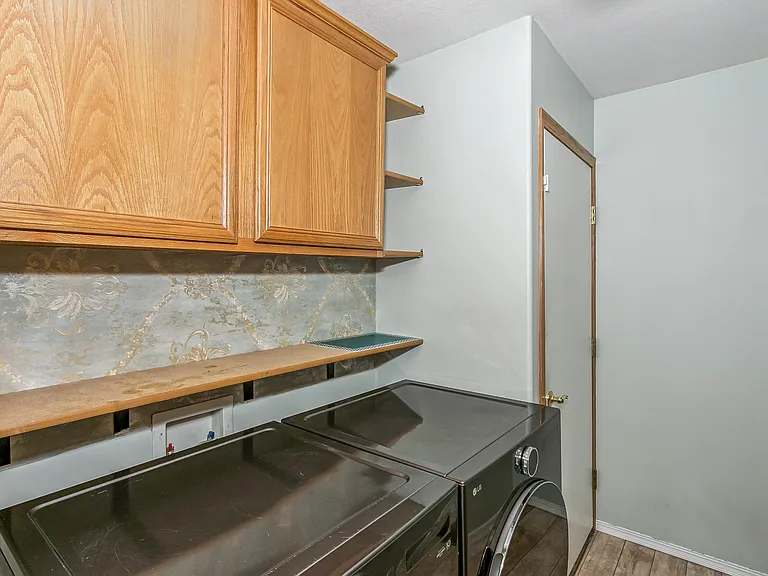 864 S Sunset Cir — Photo 14