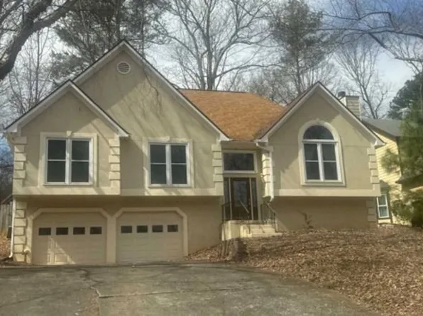 218 Tennis Court Ln NW, Kennesaw, GA 30144