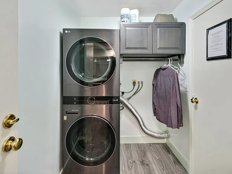 indoor Laundry facility