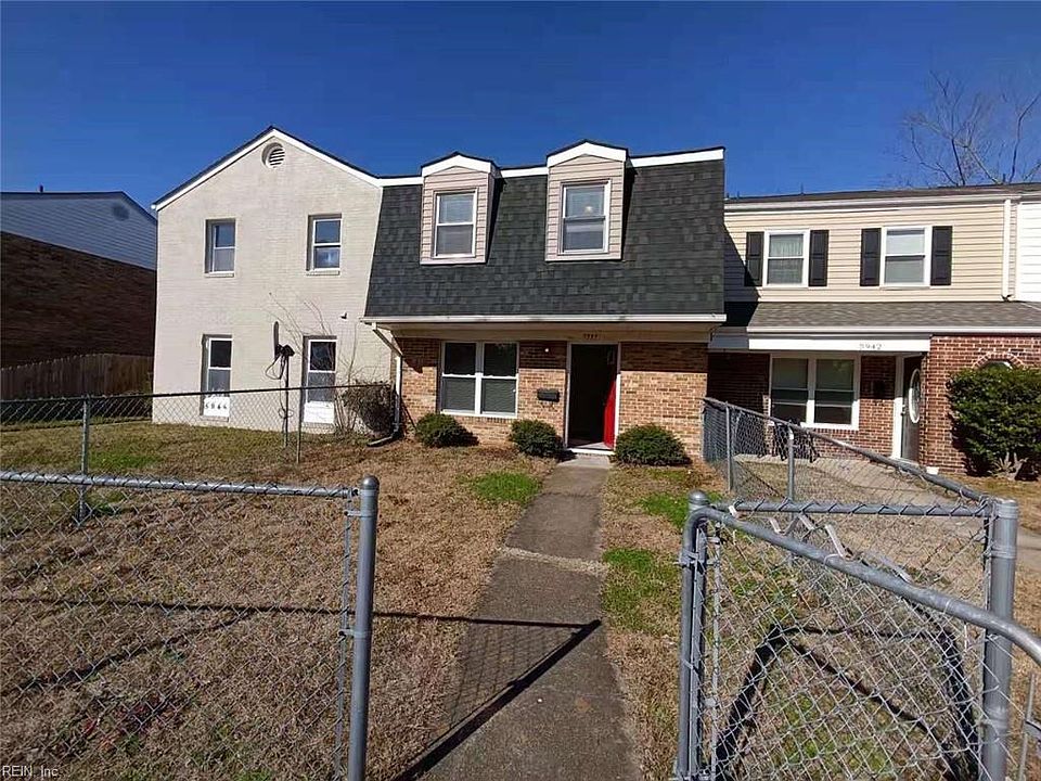1st image of 5944 W Hastings Arch