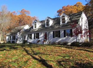 18 Knollwood Dr, Charlton, MA 01507