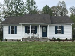 286 E Airport Dr, McMinnville, TN 37110