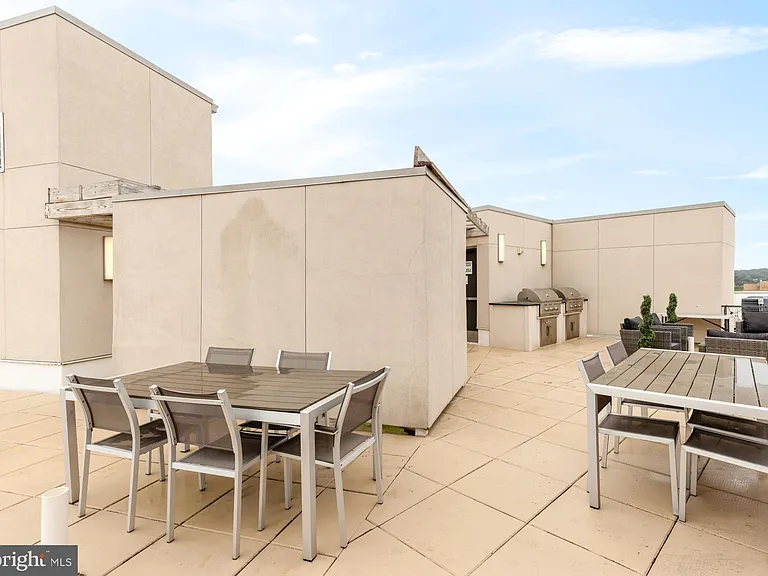 1500 Pennsylvania Ave SE #305 — Photo 18