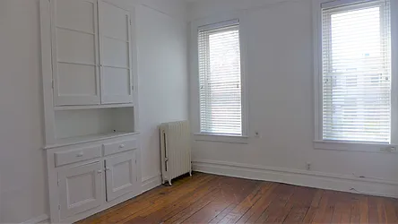 Rented by Garfield Realty 