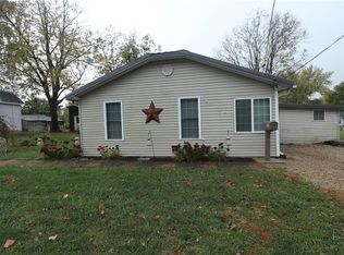 912 W South 8th St, Shelbyville, IL 62565