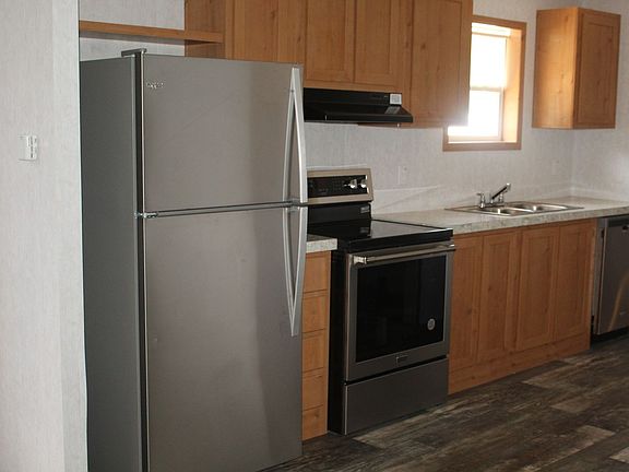 5th image of 450 Ridge Rd Trailer 2