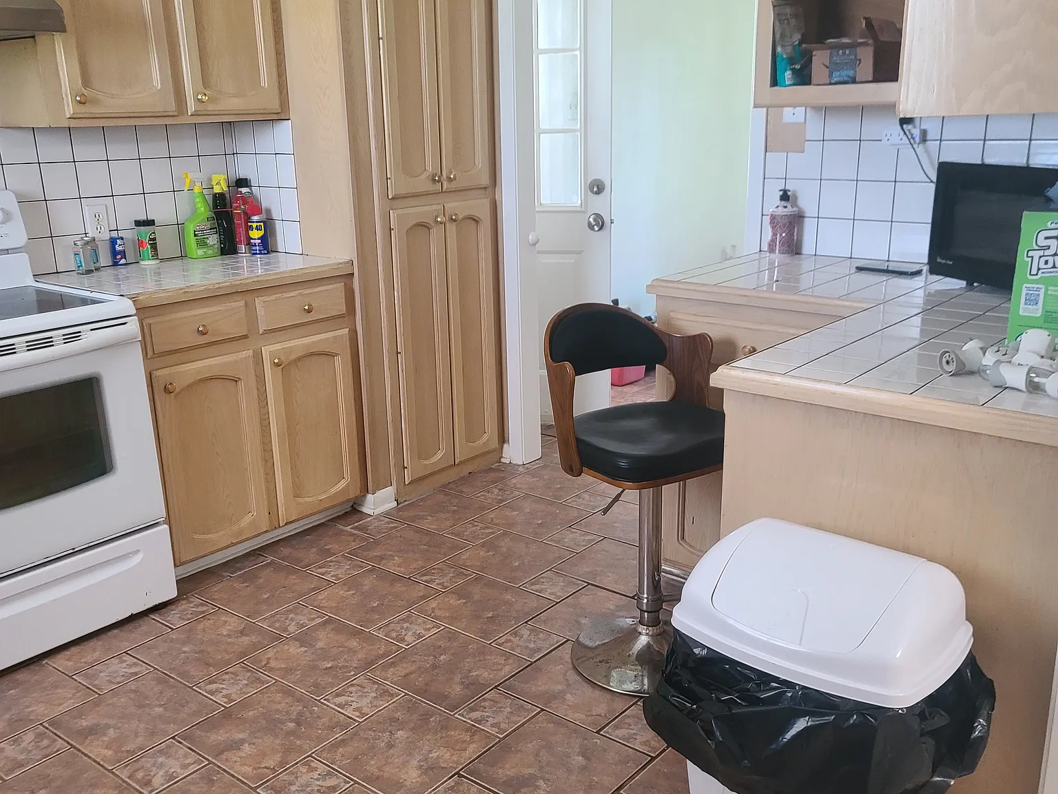 3 bed, 1293 sqft, $1,550 — Photo 4