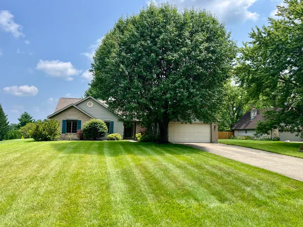 1222 Cardinal Dr, Enon, OH 45323