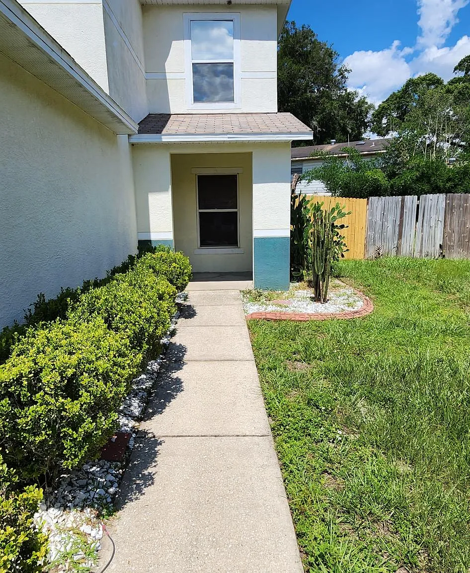 11822 Mango Cross Ct — Photo 2