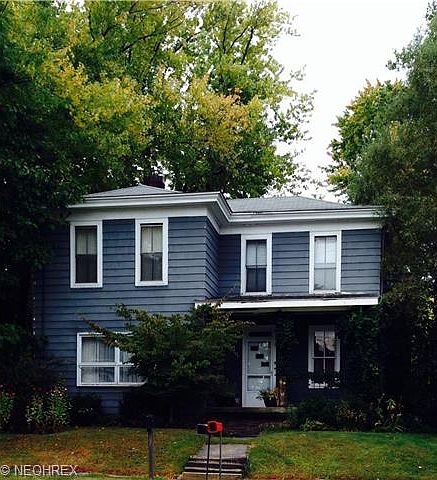 1st image of 460 W Main St