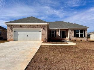22695 Ridgewood Dr, Robertsdale, AL 36567