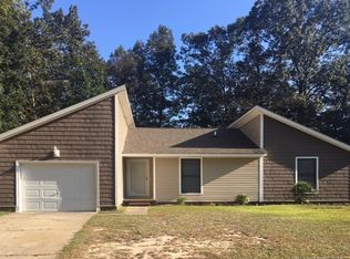 6956 Callahan Cir, Fayetteville, NC 28314