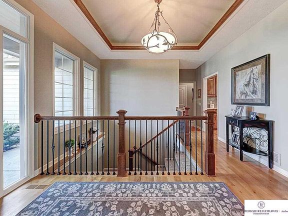 4th image of 1401 Lake Vista Cir