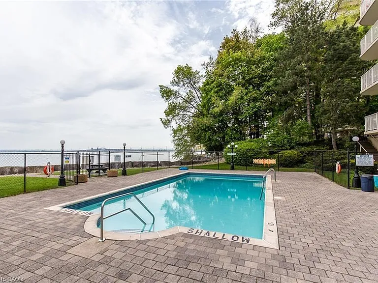 2210 Lakeshore Rd #PH-1 — Photo 10