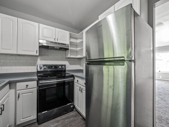 31701 Hoover Rd APT 14