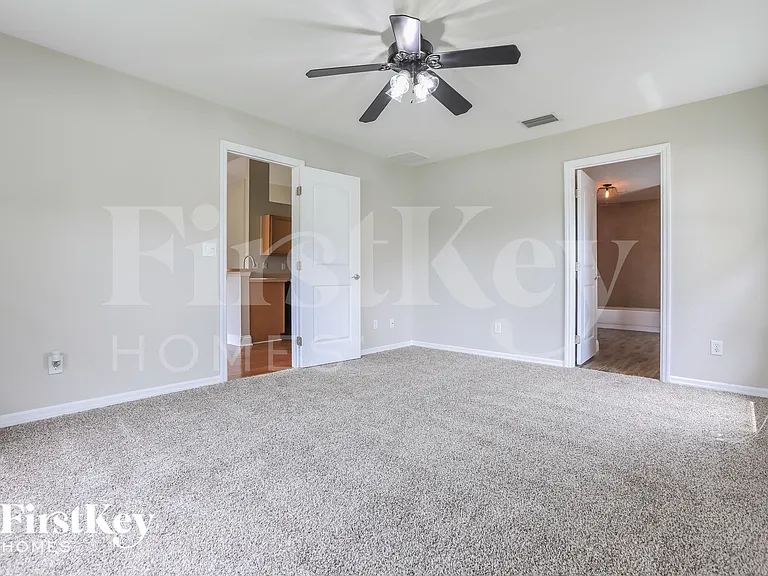 2943 Belleville Ter — Photo 9