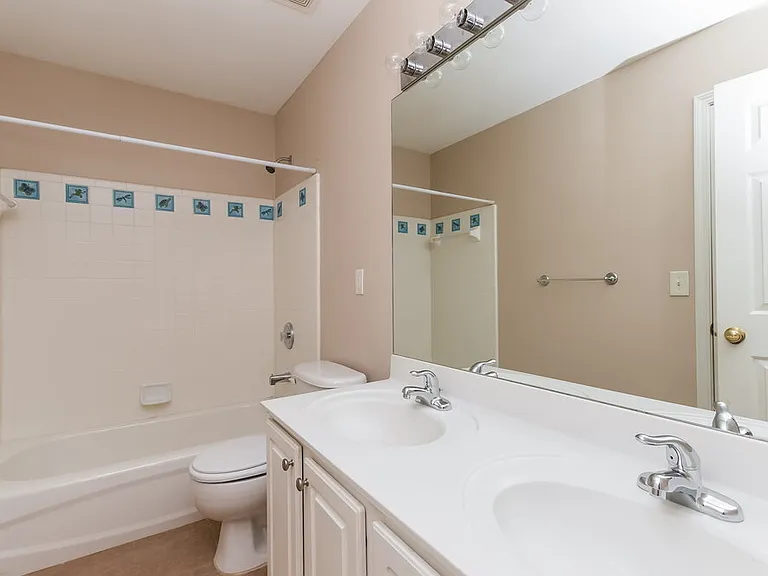 6365 Whirlaway Dr — Photo 16