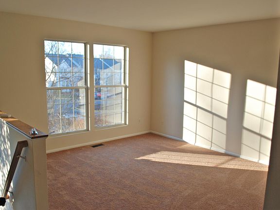 2nd image of 1618 Wigglesworth Way