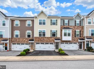 1133 Rosecroft Ln, York, PA 17403