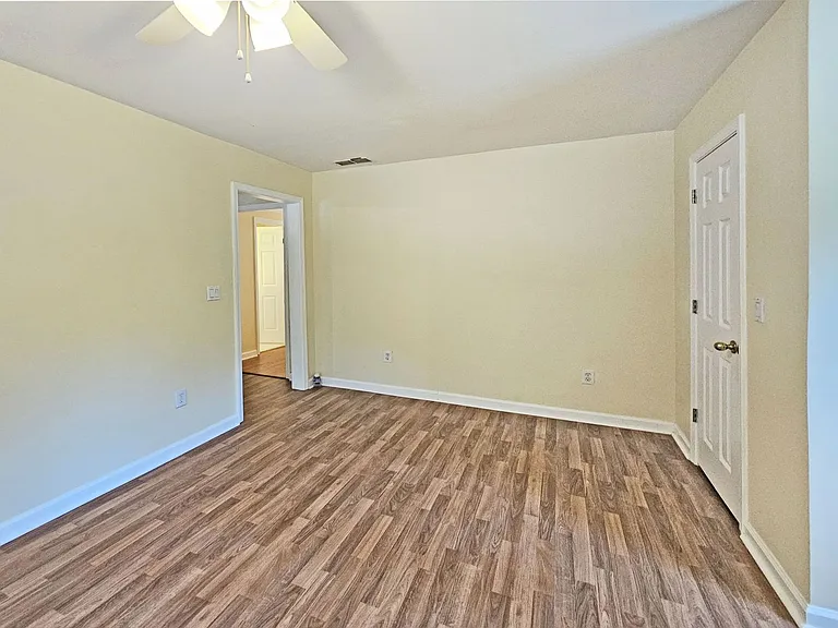 1653 Wildwood Rd NE — Photo 42