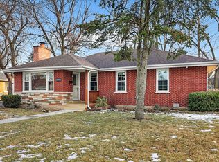 5825 109th St, Chicago Ridge, IL 60415