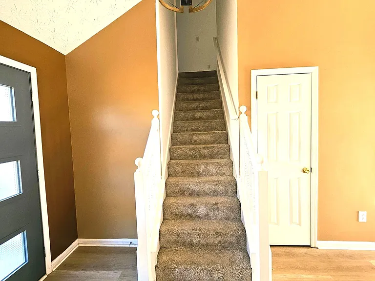 1278 Labrador Ln — Photo 8