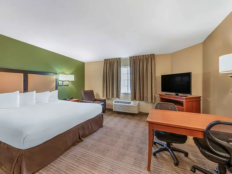 Studio Suite - 1 King Bed