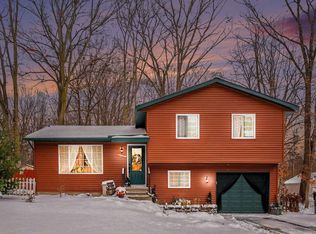 12718 112th Ave, Grand Haven, MI 49417