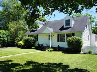 629 W Middle St, Chelsea, MI 48118