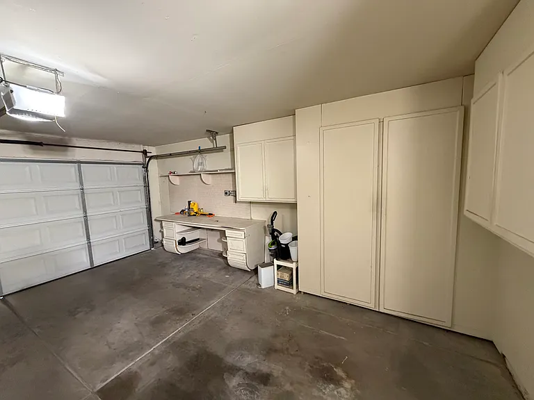 3004 Ocean View Dr — Photo 22