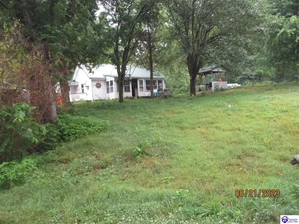 1386 Cann School Ln, Eastview, KY 42732