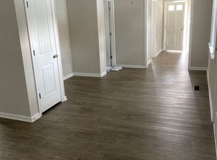 800 Parkview Dr, Elizabeth City, NC 27909