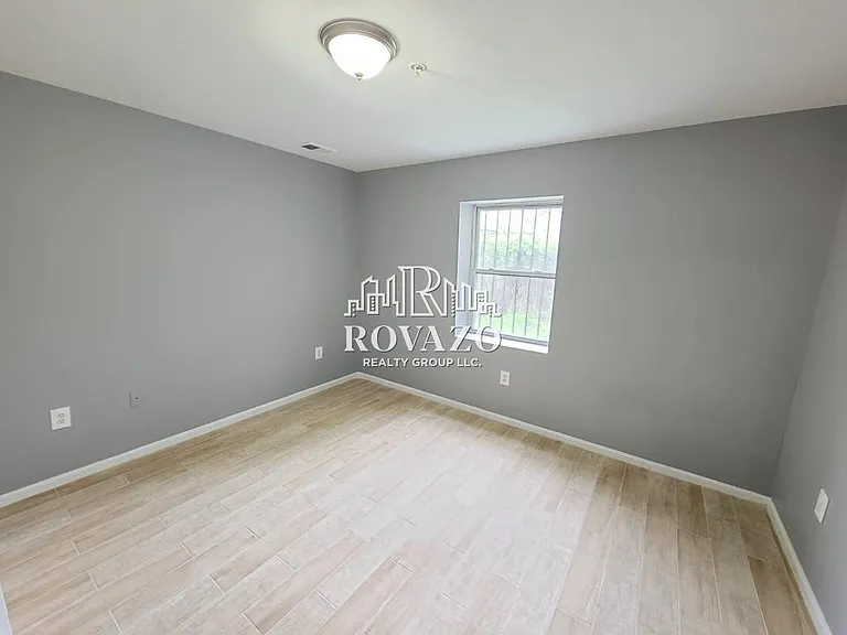 38-40 Wainwright St #1 — Photo 6