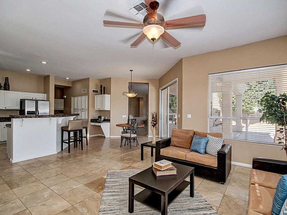 3rd image of 1800 W Wisteria Dr