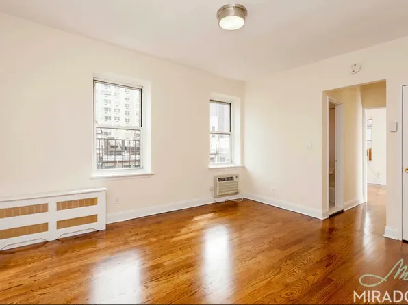 440 East 85th Street image 1 of 5