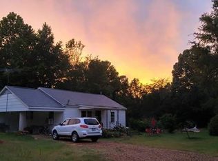 217 Hopewell Rd, Walnut, MS 38683