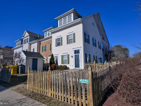 8727 Grape Arbor Way, Odenton, MD 21113