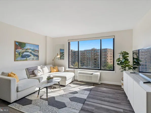 2501 Calvert St NW APT 711, Washington, DC 20008