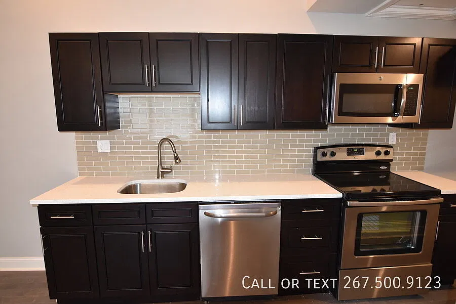 One bedroom apartment available now at 4102 Parkside ave! Available NOW! First month FREE! — Photo 1