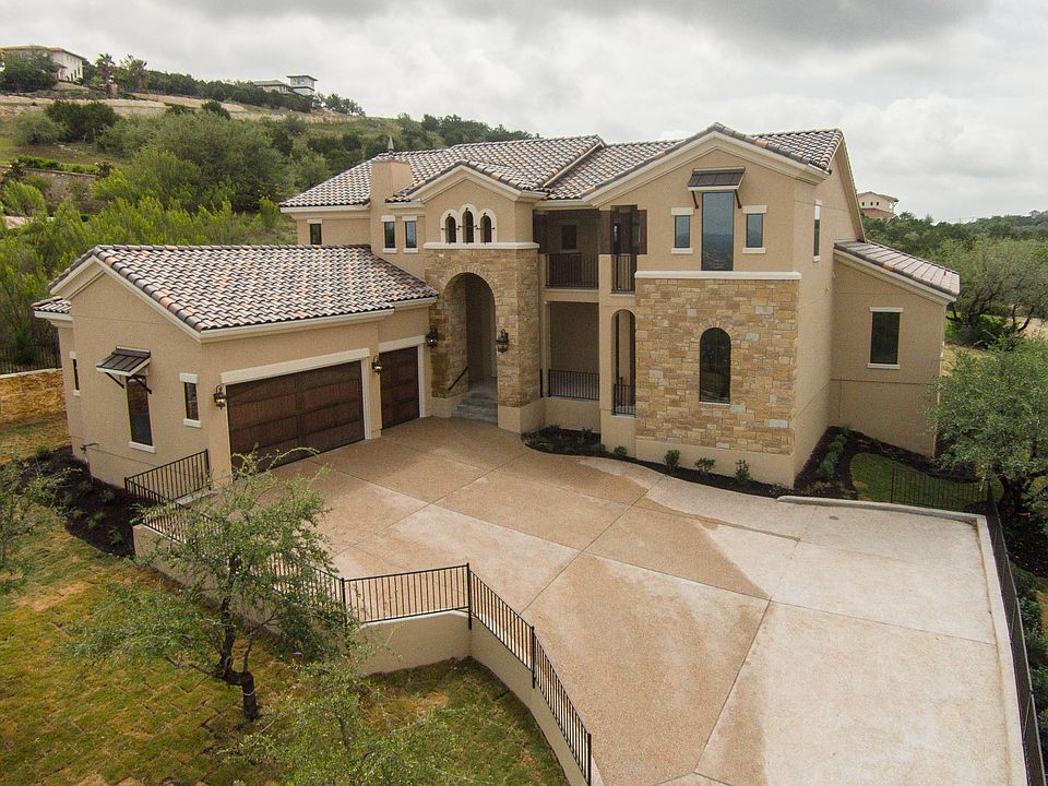 1st image of 104 Palazza Alto Dr