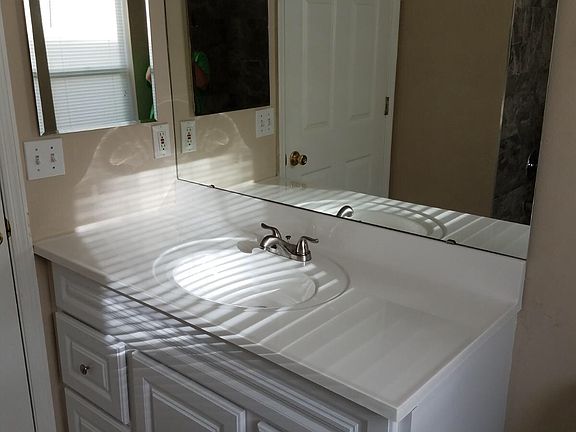 3rd image of 10412 Sun Villa Blvd