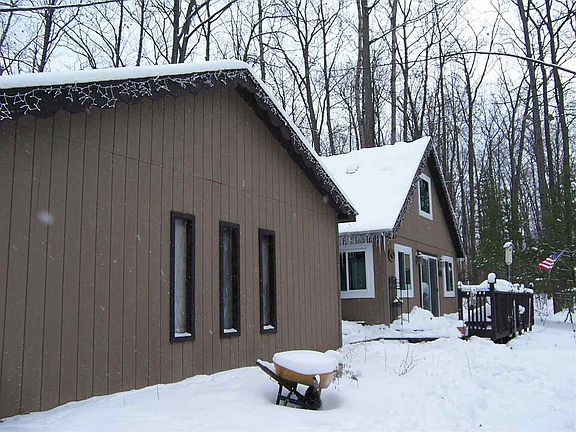 2nd image of 212 Glenhurst Dr