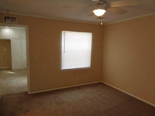10015 Summerberry Ln — Photo 17