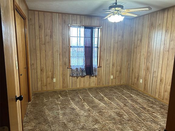 5th image of 3091 Chipmunk Rd