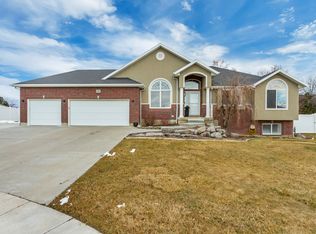 2369 S 950 W, Syracuse, UT 84075