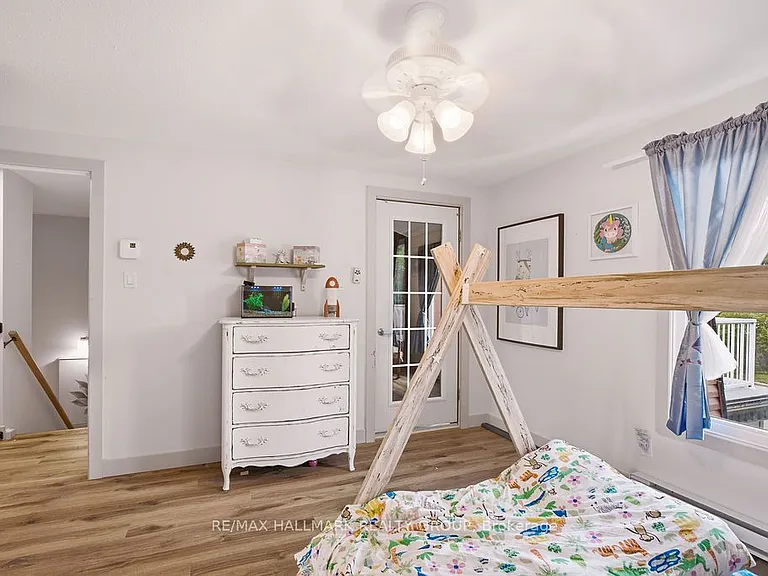 67 Grady Cres — Photo 33